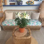 Sondela Self Catering Шале Сан-Мартинью-ду-Порту