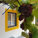 Шале Sondela Self Catering *