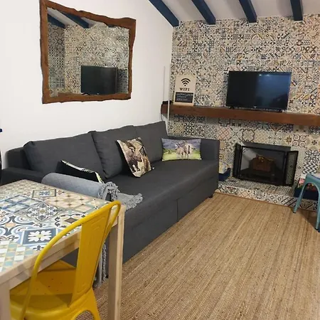Sondela Self Catering Сан-Мартинью-ду-Порту