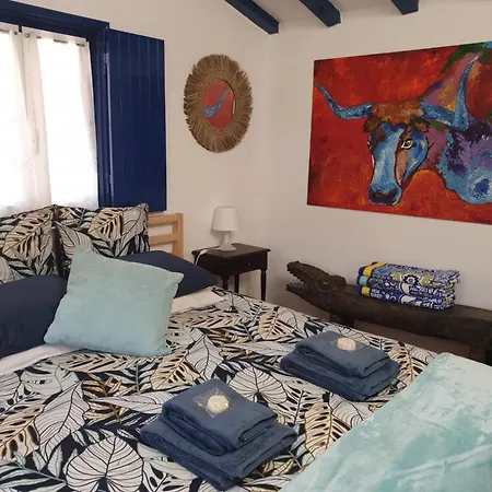 Шале Sondela Self Catering