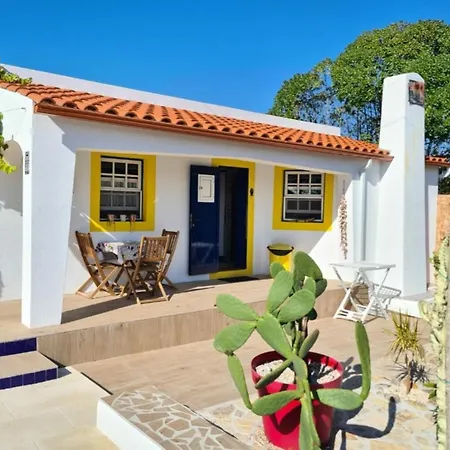Шале Sondela Self Catering *