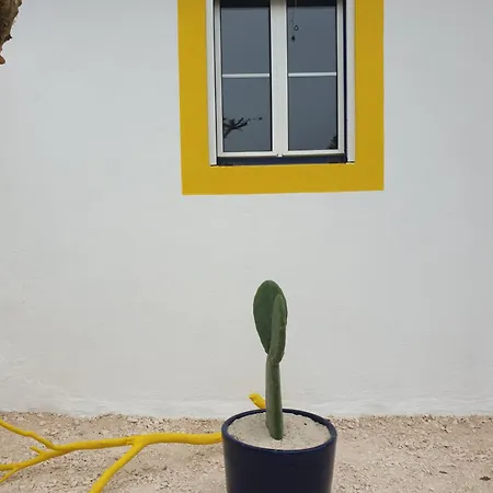 Sondela Self Catering Шале